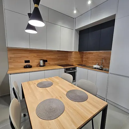 Valentino Noir Appartement *