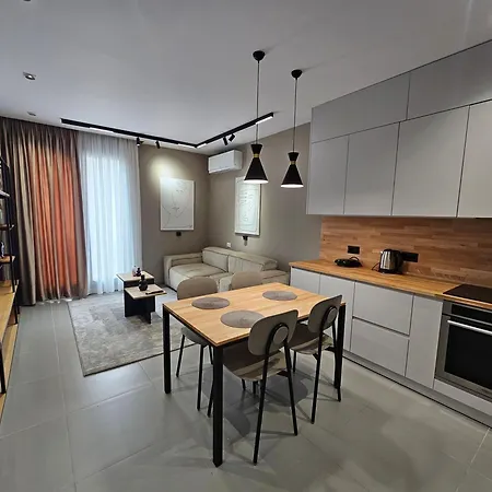 Appartement Valentino Noir *