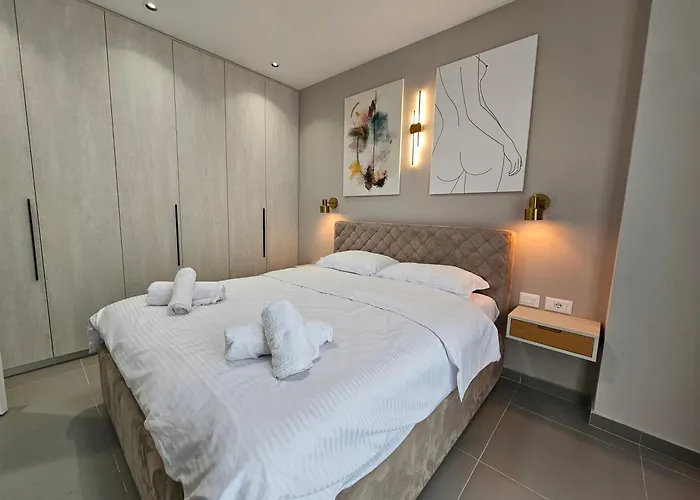 Valentino Noir 公寓 地拉那